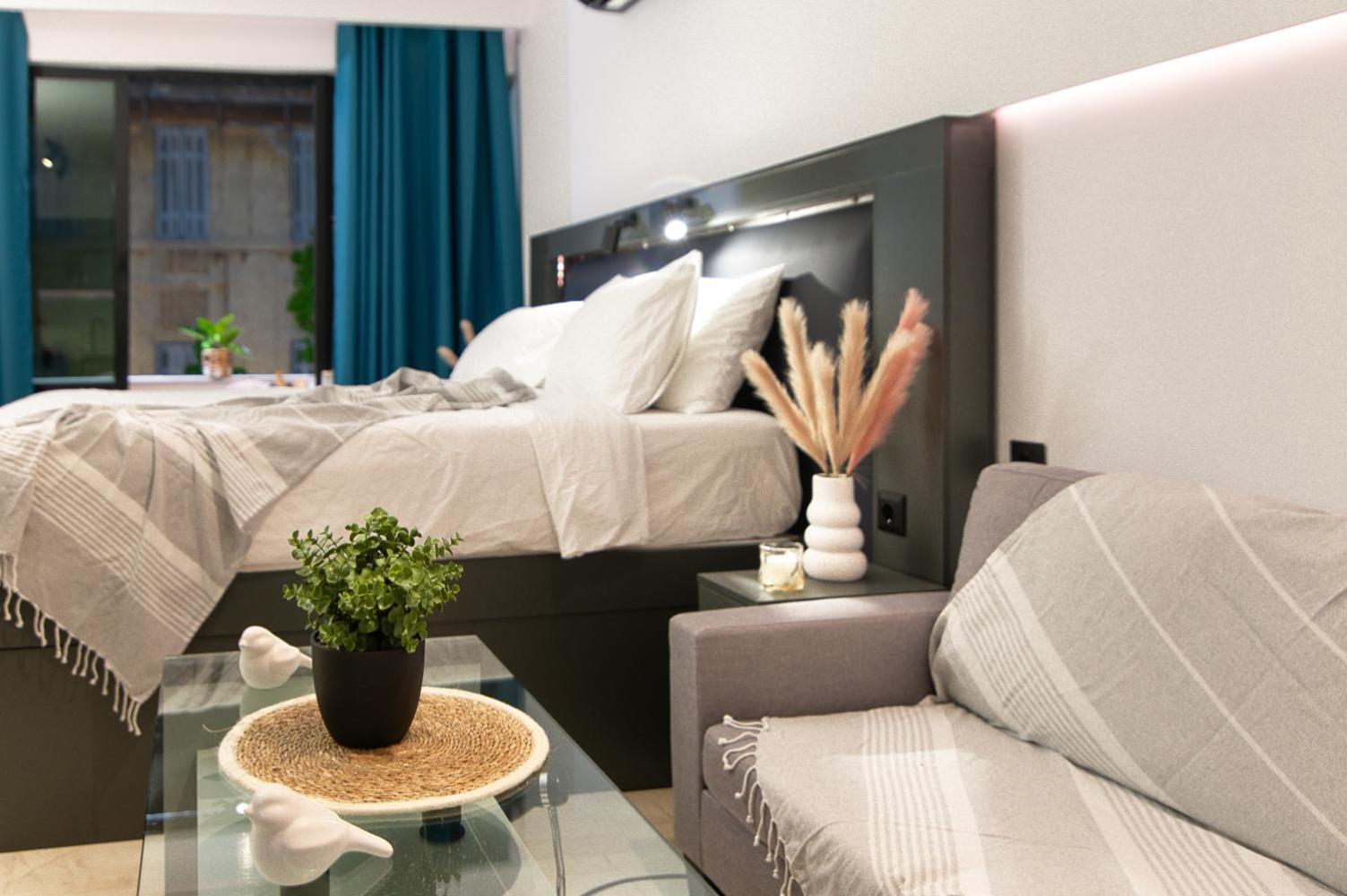 25 Dikaiosinis Ave. Apartment Ираклио Екстериор снимка